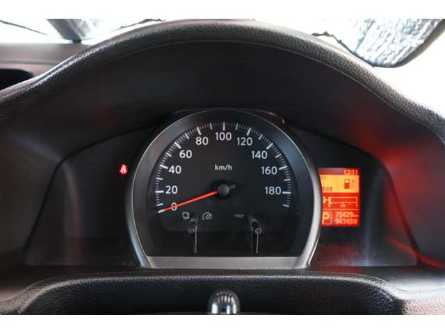 NV200バネットバン1.6 DX