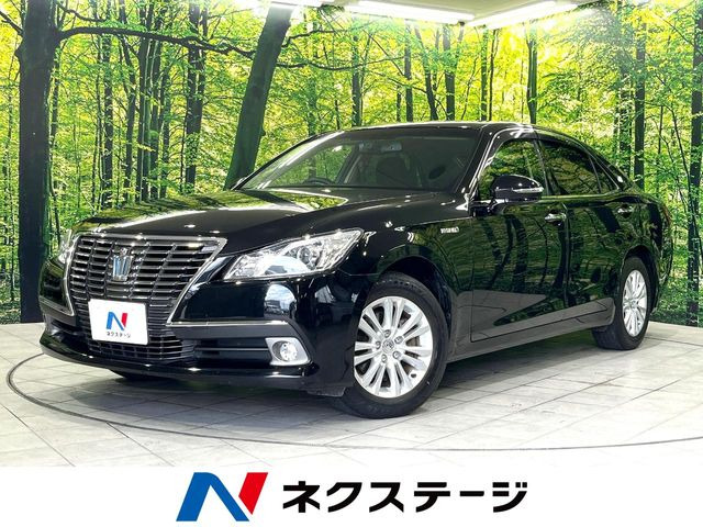 クラウンハイブリッド 2.5 ロイヤルサルーンG Four 4WD