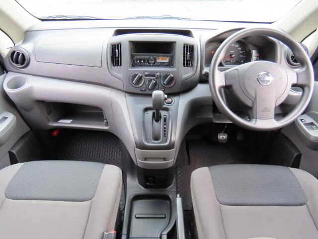 NV200バネットバン1.6 DX