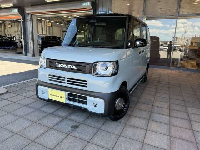 N-BOXジョイ 2トーン