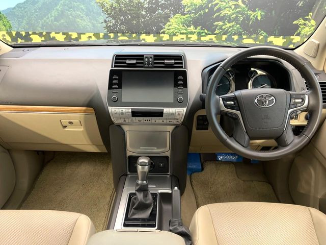 ランドクルーザープラド2.7 TX Lパッケージ マットブラック エディション 4WD
