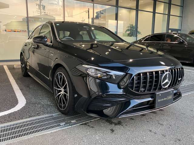 AクラスセダンAMG A35 4マチック 4WD