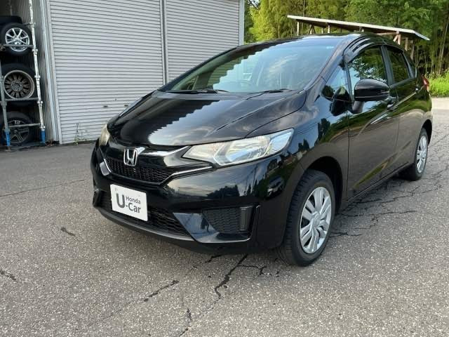 フィット1.3 13G Fパッケージ 4WD