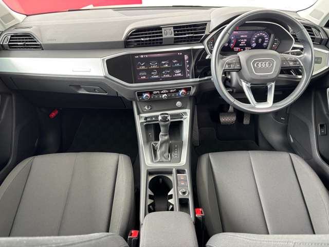 Q335 TFSI アドバンスド