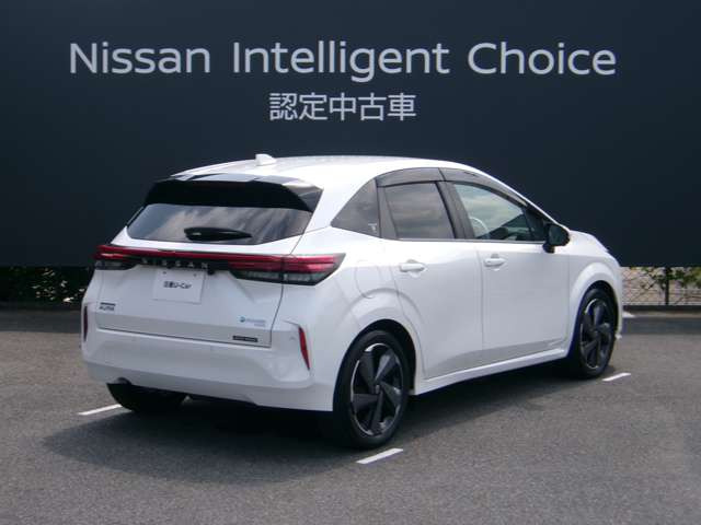 ノートオーラ1.2 G FOUR レザーエディション 4WD