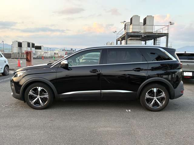 5008GT ブルーHDi ディーゼル