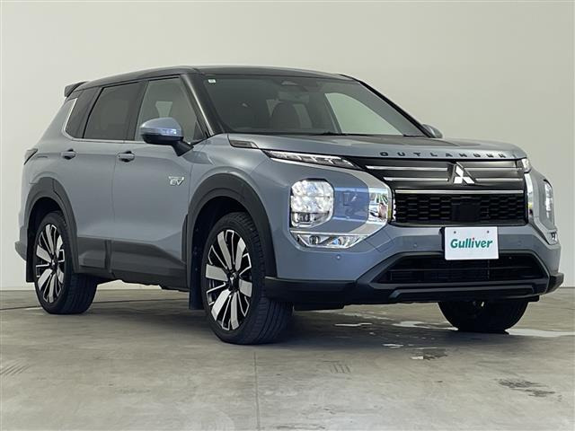 アウトランダーPHEV 2.4 P エグゼクティブ パッケージ 4WD