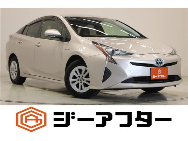 プリウス1.8 S E-Four 4WD