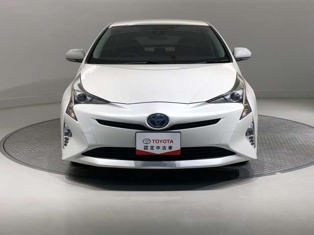 プリウス1.8 S