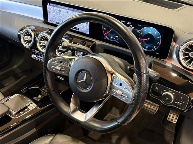 CLAシューティングブレークCLA250 4マチック AMGライン 4WD