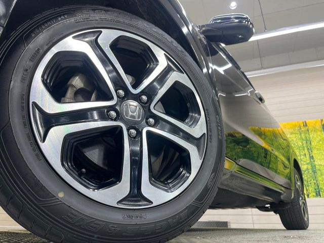 �y�����A���~�z�C�[���z�O�ςɃ}�b�`���������A���~�z�C�[���𑕒����Ă���܂��B�e��ЊO�A���~�z�C�[����A�X�^�b�h���X�^�C�����戵�����Ă���܂��B���񂲑��k����������