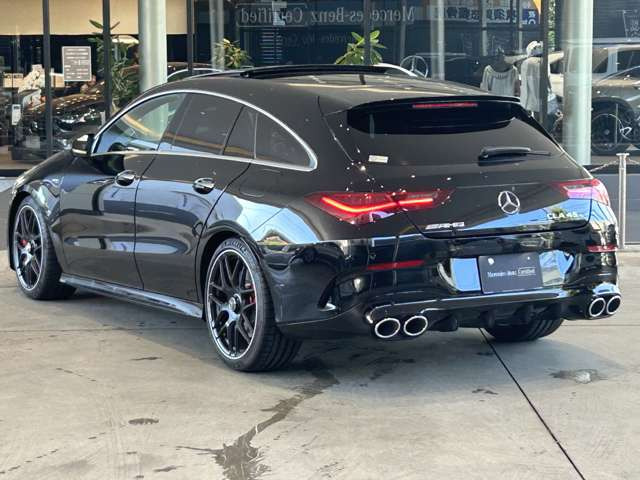 CLAシューティングブレークAMG CLA 45 S 4マチックプラス 4WD