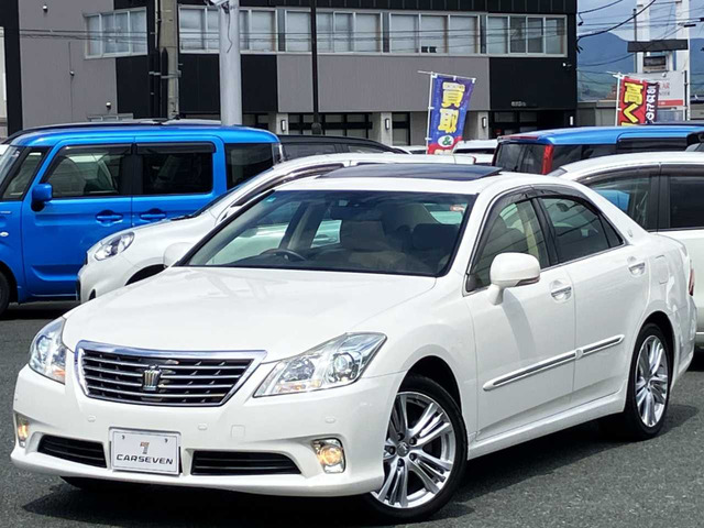 クラウン3.0 ロイヤルサルーン i-Four アニバーサリー エディション 4WD