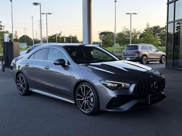 CLAクラスAMG CLA35 4マチック 4WD