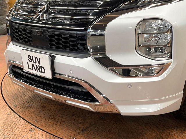 アウトランダーPHEV 2.4 P 4WD