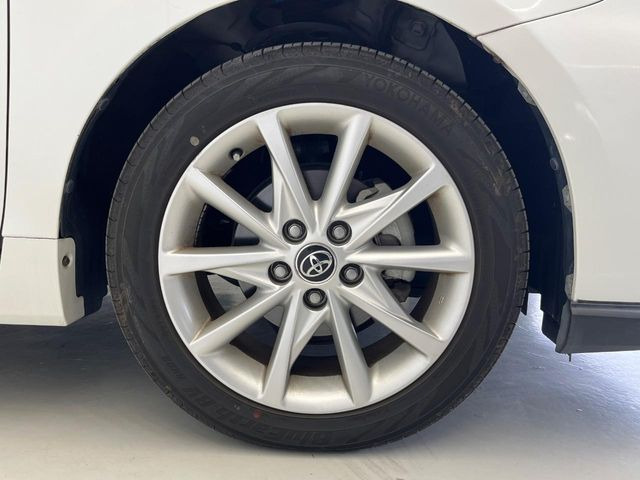 �y����17�C���`�A���~�z�C�[���z�O�ςɃ}�b�`���������A���~�z�C�[���𑕒����Ă���܂��B�e��ЊO�A���~�z�C�[����A�X�^�b�h���X�^�C�����戵�����Ă���܂��B���񂲑��k����������