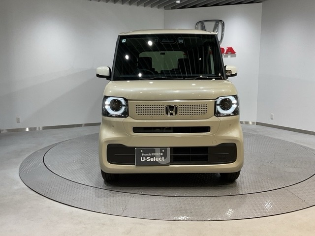 N-BOXファッションスタイル モノトーン