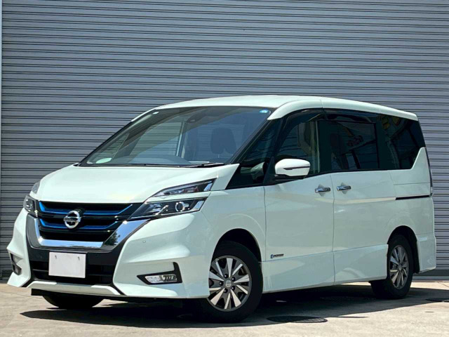セレナ1.2 e-POWER ハイウェイスターV