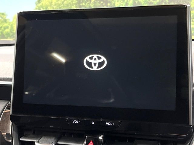 �y10.5�C���` �f�B�X�v���C�I�[�f�B�I�z���ʂ̃f�B�X�v���C��AppleCarPlay��AndroidAuto�����p�\�B�傫�ȉ�ʂŃX�}�z�i�r�A�v���������p���������܂���