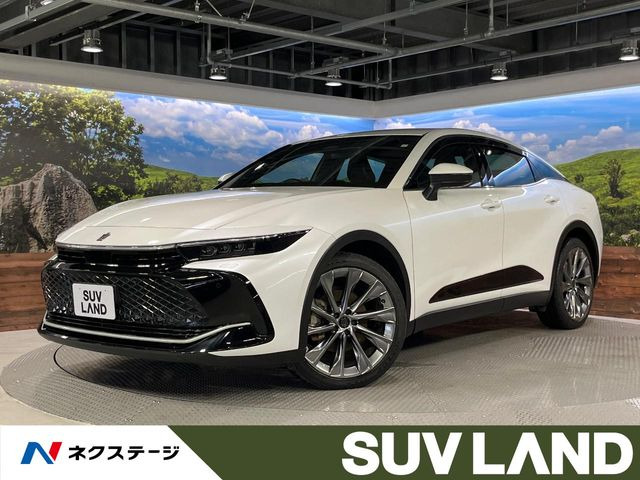 クラウンクロスオーバー2.5 G アドバンスト レザー パッケージ E-Four 4WD
