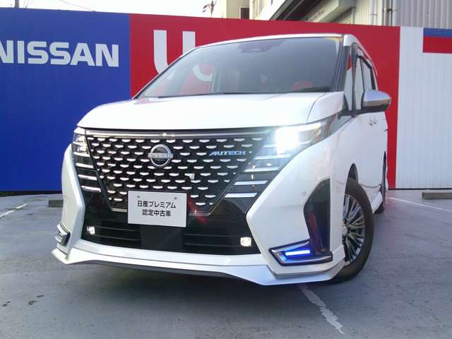 セレナ1.4 e-POWER AUTECH
