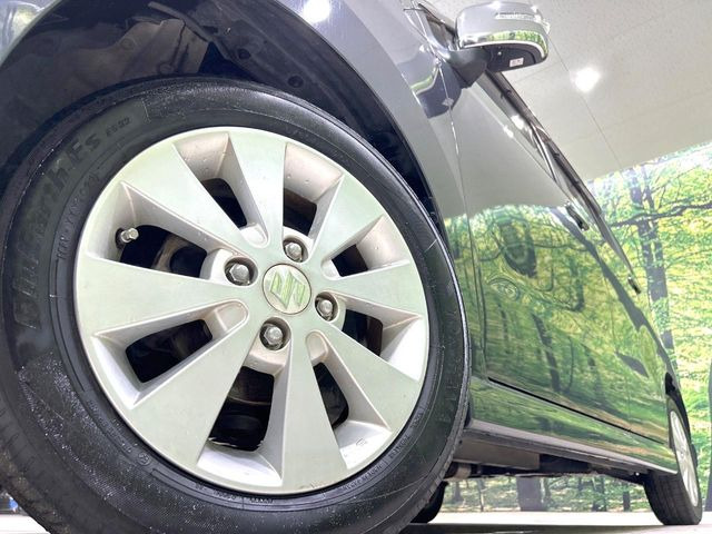 �y����14�C���`�A���~�z�C�[���z�O�ςɃ}�b�`���������A���~�z�C�[���𑕒����Ă���܂��B�e��ЊO�A���~�z�C�[����A�X�^�b�h���X�^�C�����戵�����Ă���܂��B���񂲑��k����������