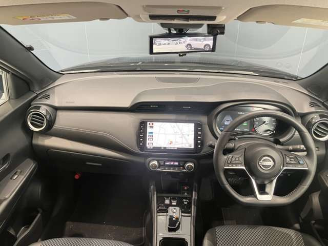 キックス1.2 X 90周年記念車 (e-POWER)