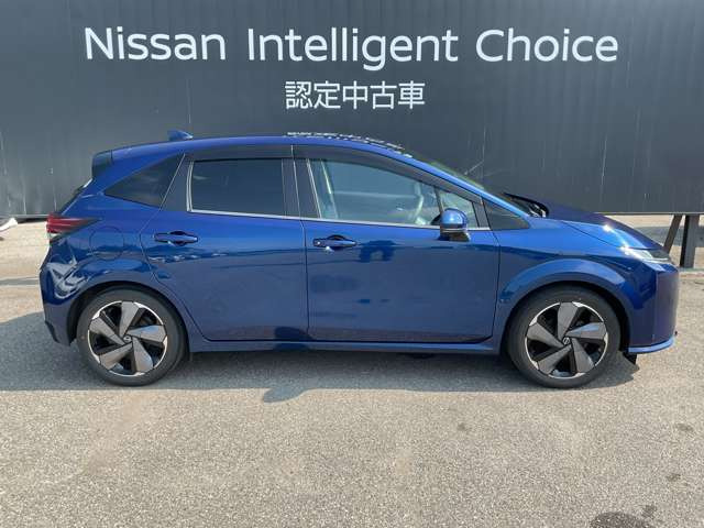 ノートオーラ1.2 G FOUR レザーエディション 4WD
