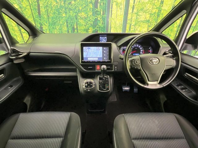 ヴォクシー2.0 ZS