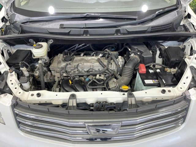 親切・丁寧な専門メカニックスタッフが応対!・車検・点検整備・事故等の修理などアフターサービスも安心。お車のカスタマイズもネクステージのサービススタッフまでご相談ください!