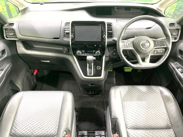 セレナ2.0 ハイウェイスター VセレクションII