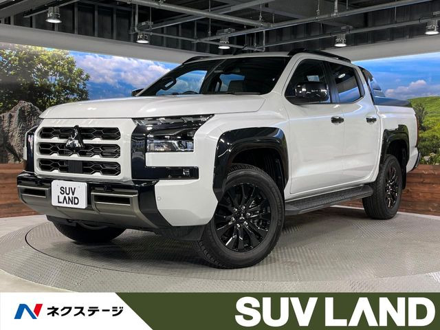 トライトン2.4 GSR ディーゼル 4WD