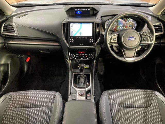 フォレスター2.0 アドバンス 4WD