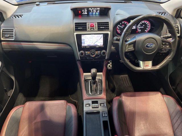 レヴォーグ1.6 STI スポーツ アイサイト 4WD