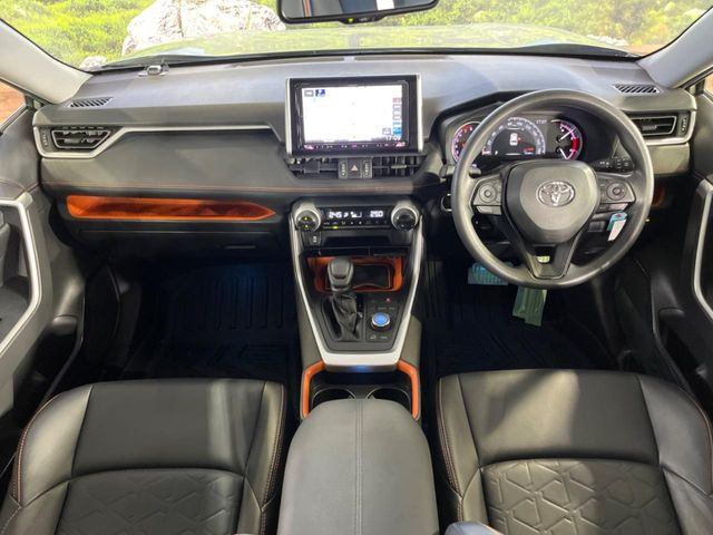 RAV4