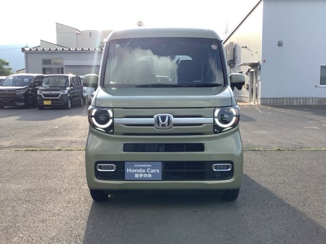 N-VAN+スタイル ファン 4WD