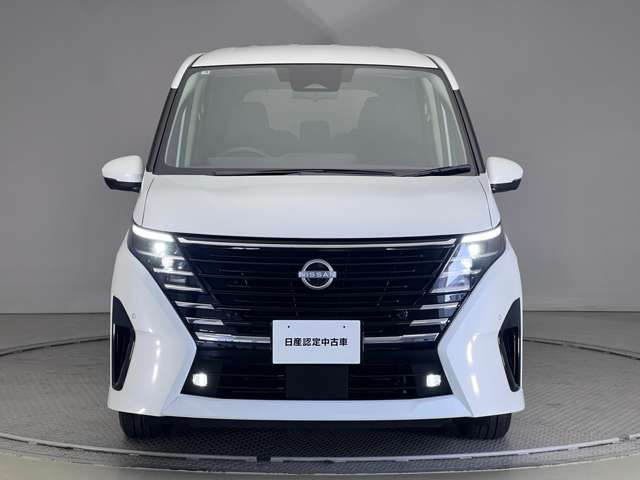 セレナ1.4 e-POWER ハイウェイスターV