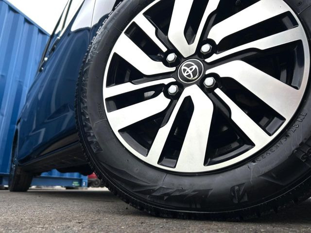 �y14�C���`�A���~�z�C�[���z�O�ςɃ}�b�`�����A���~�z�C�[���𑕒����Ă���܂��B�e��A���~�z�C�[����A�X�^�b�h���X�^�C�����戵�����Ă���܂��B���񂲑��k����������