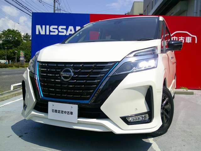 セレナ1.2 e-POWER ハイウェイスターV アーバンクロム