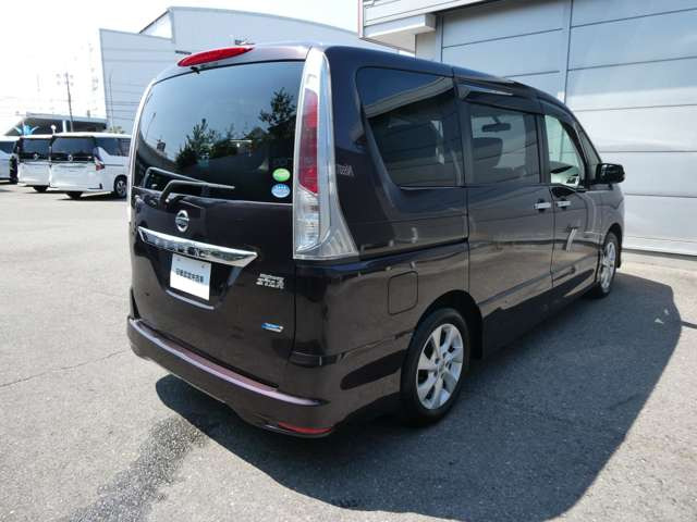 セレナ2.0 ハイウェイスター Vセレクション