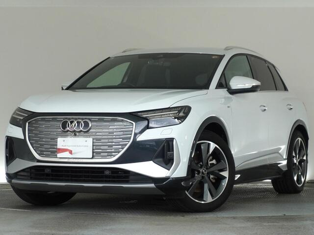 Q4 e-tron40 Sライン