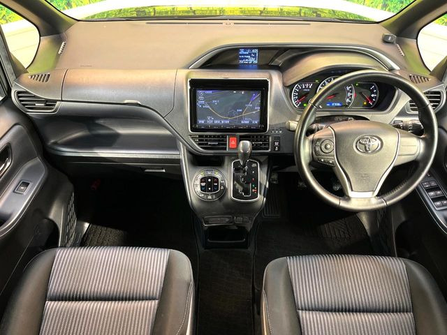 ヴォクシー2.0 ZS 煌