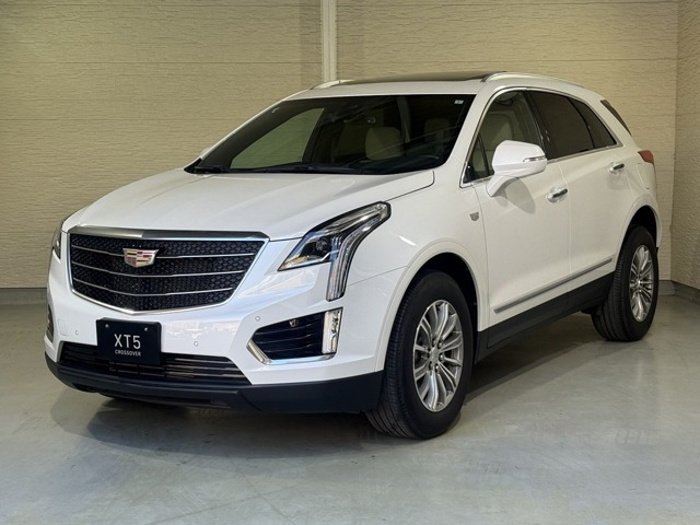 XT5クロスオーバーラグジュアリー 4WD