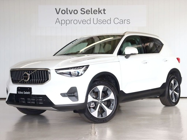 XC40ウルトラ B4 AWD 4WD