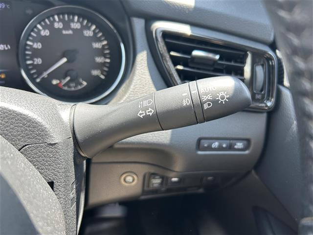 エクストレイル2.0 20Xi