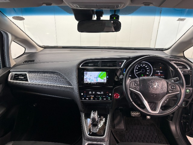 シャトル1.5 ハイブリッド Z ホンダセンシング