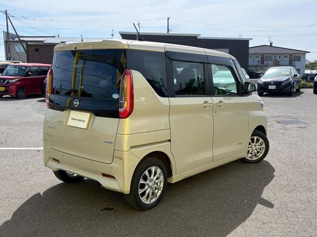 ルークスX 4WD
