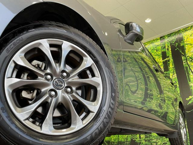 �y����15�C���`�A���~�z�C�[���z�O�ςɃ}�b�`���������A���~�z�C�[���𑕒����Ă���܂��B�e��ЊO�A���~�z�C�[����A�X�^�b�h���X�^�C�����戵�����Ă���܂��B���񂲑��k����������