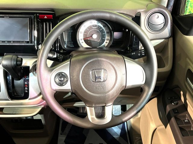 �y�X�e�A�����O�X�C�b�`�z�^�]���A�O������ڐ������炷���ƂȂ��A�I�[�f�B�I���̑��삪�\�ȕ֗��@�\!���S&���K�ȃh���C�u�����o���Ă���܂���