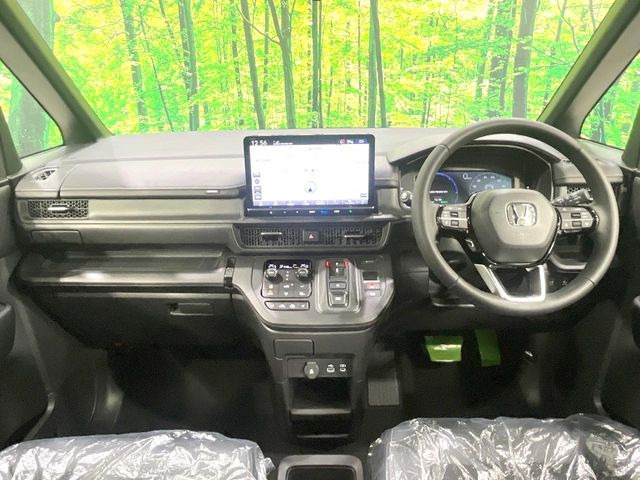 ステップワゴン2.0 e:HEV スパーダ 30周年特別仕様車